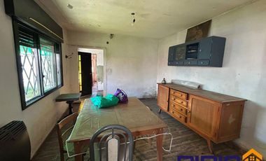Casa venta Adrogué 2 ambientes