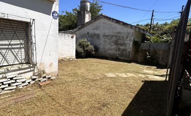 Casa venta Adrogué 2 ambientes