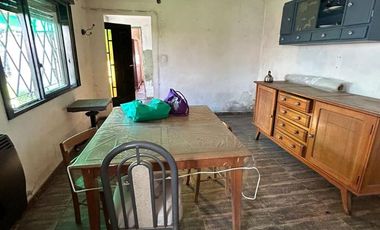 Casa venta Adrogué 2 ambientes