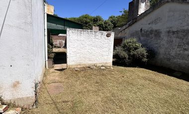 Casa venta Adrogué 2 ambientes