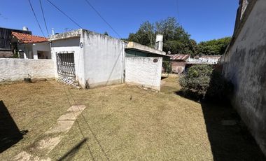 Casa venta Adrogué 2 ambientes