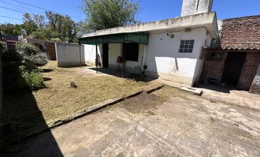 Casa venta Adrogué 2 ambientes
