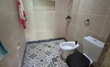Casa venta Adrogué 2 ambientes