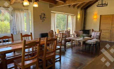 CASA 2 DORMITORIOS EN VENTA - VILLA QUILQUIHUE - JUNIN DE LOS ANDES
