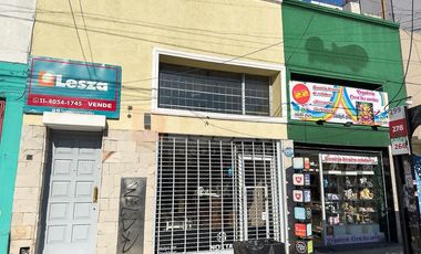 Local en Banfield Este
