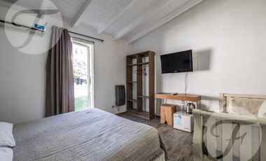 Hotel con vivienda en venta sobre lote propio en esquina, San Pedro – Inversión turística