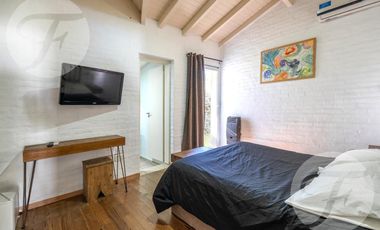 Hotel con vivienda en venta sobre lote propio en esquina, San Pedro – Inversión turística