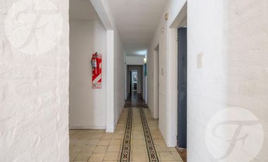 Hotel con vivienda en venta sobre lote propio en esquina, San Pedro – Inversión turística