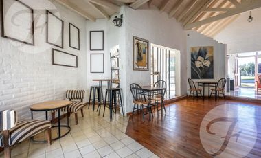 Hotel con vivienda en venta sobre lote propio en esquina, San Pedro – Inversión turística