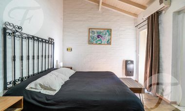 Hotel con vivienda en venta sobre lote propio en esquina, San Pedro – Inversión turística