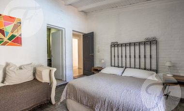 Hotel con vivienda en venta sobre lote propio en esquina, San Pedro – Inversión turística