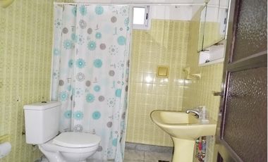 Casa en Venta 8 Ambientes con PH Independiente en Campana