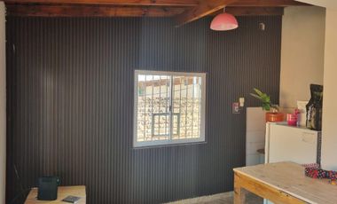 Casa en Venta 8 Ambientes con PH Independiente en Campana