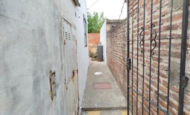 Casa en Venta 8 Ambientes con PH Independiente en Campana