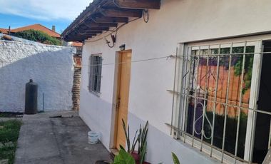 Casa en Venta 8 Ambientes con PH Independiente en Campana