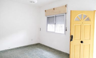 Casa en Venta 8 Ambientes con PH Independiente en Campana