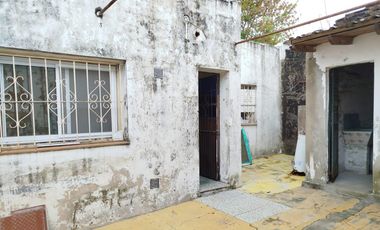 Casa en Venta 8 Ambientes con PH Independiente en Campana