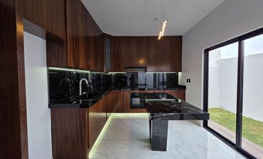 Casa en Venta Lomas Diamante | Alberca Cascada