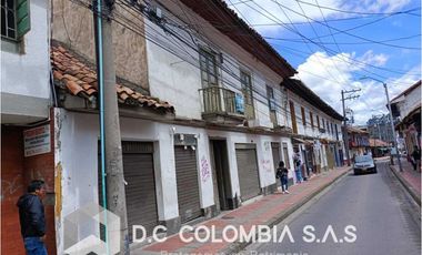 CASA EN VENTA EN CENTRO HISTÓRICO DE ZIPAQUIR