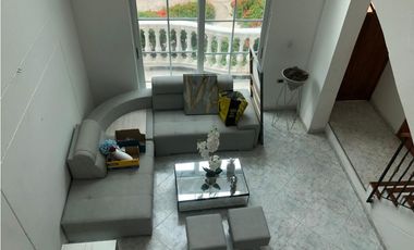 Venta de casa de 4 pisos  en cielo mar conjunto villas del viento