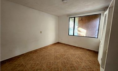 CASA EN RENTA, AVANDARO VALLE DE BRAVO