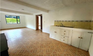 CASA EN RENTA, AVANDARO VALLE DE BRAVO