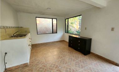 CASA EN RENTA, AVANDARO VALLE DE BRAVO