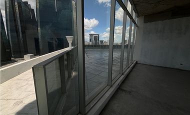 REVOLUTION F&F TOWER TORNILLO / MEZZANINE / TERRAZA / OFICINA 1122M
