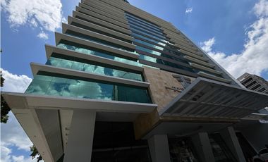 REVOLUTION F&F TOWER TORNILLO / MEZZANINE / TERRAZA / OFICINA 1122M