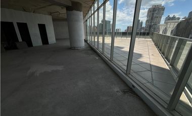 REVOLUTION F&F TOWER TORNILLO / MEZZANINE / TERRAZA / OFICINA 1122M