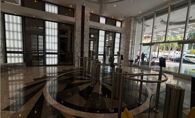 OFICINA EN EL TORNILLO PANAMA  REVOLUTION F&F TOWER 1,122M