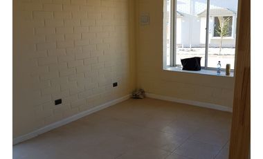 MB, VENDE Buin, Hermosa  Casa  3d+1b+1e