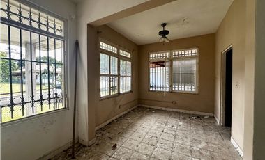 Se Vende Duplex Completo, Gran Oportunidad en Brazos Heights, Colón