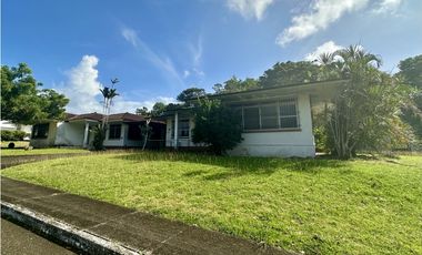 Se Vende Duplex Completo, Gran Oportunidad en Brazos Heights, Colón