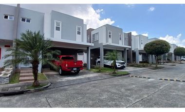 Venta casa Ph Victoria, Brisas del Golf