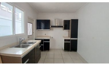 Venta casa Ph Victoria, Brisas del Golf