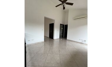 Venta de Casa en Senderos de Cruces – Clayton – SP