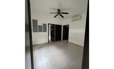 Venta de Casa en Senderos de Cruces – Clayton – SP
