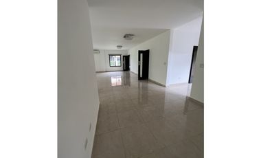 Venta de Casa en Senderos de Cruces – Clayton – SP