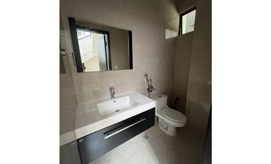 Venta de Casa en Senderos de Cruces – Clayton – SP