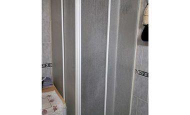 VENTA departamento ambiente y medio zona centro / Plaza Colon