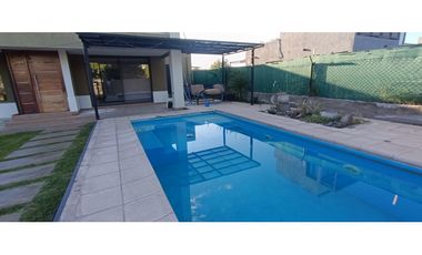 Casa en Venta La Yaya Quincho, Piscina y Vista Montaña