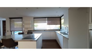 Casa en Venta La Yaya Quincho, Piscina y Vista Montaña