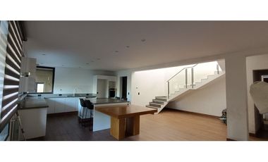 Casa en Venta La Yaya Quincho, Piscina y Vista Montaña