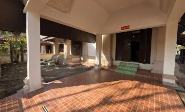3 Bedroom House for rent at Sinthavee Park