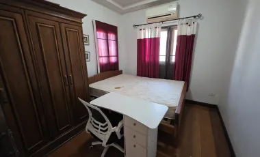 3 Bedroom House for rent at Sinthavee Park