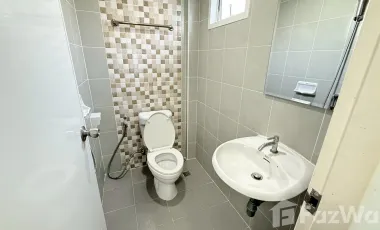 2 Bedroom Townhouse for rent at Ngamcharoen 23 Matorway-Hatphala