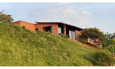 Casa campestre en condominio para la venta en Cerritos, Pereira!!!