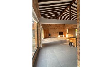 Casa campestre en condominio para la venta en Cerritos, Pereira!!!