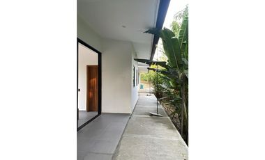 Casa campestre en condominio para la venta en Cerritos, Pereira!!!
